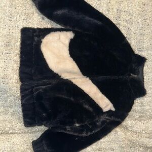 Nike Kids Black and Cream Puffer Jacket